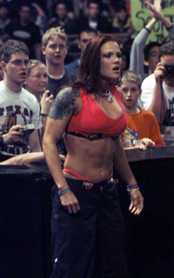 lita3_29may01-sun.jpg