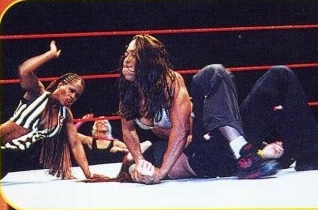newwaveoct033.jpg