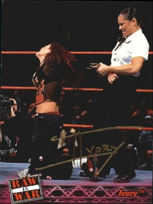 2001_WWF_RAW_Is_War_28Fleer29_Ivory_16~0.jpg