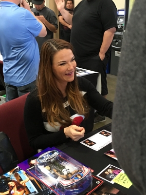 flickrwilldleeesqsigningautographs4.jpg