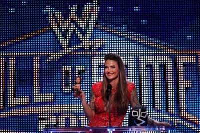 lita-amy-dumas-at-wwe-hall-of-fame-induction-ceremony_1.jpg