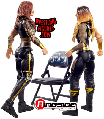 m2p64_trish_stratus_lita_pic2_P.jpg