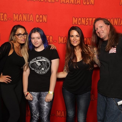 monstermania214.jpg