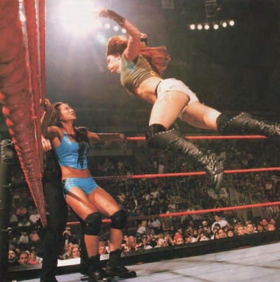 rawmagdec0411.jpg
