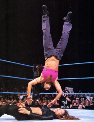 rawmagsep009.jpg