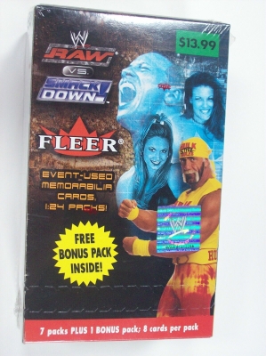 "WWF Raw vs Smackdown" Starter Deck Box
