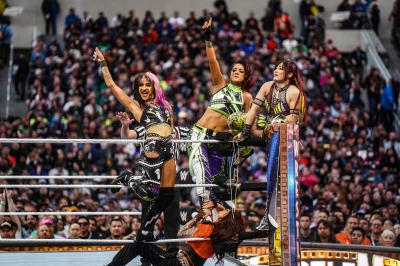 smugmugkimberlasskickswrestlemaia6.jpg