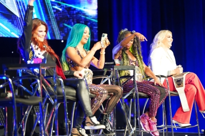 smugmugkimberlasskickwrestlemaniaaxxess36.jpg