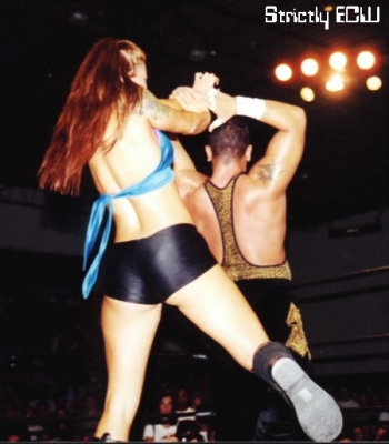 strictlyecwarenaaug992.jpg