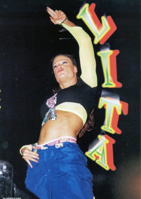 tvwrestlersapr022.jpg