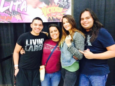 victoriacomiccon1.jpg