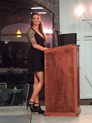 womenwrestlingexpo32.jpg