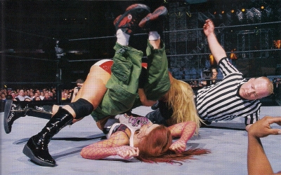 wrestlemania27mag2.jpg