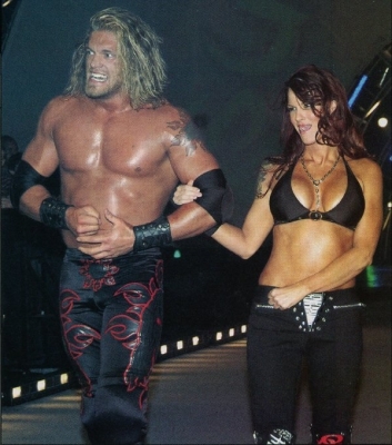 wrestler_insidespevol6062.jpg