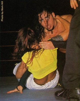 wrestler_insidevol33102.jpg