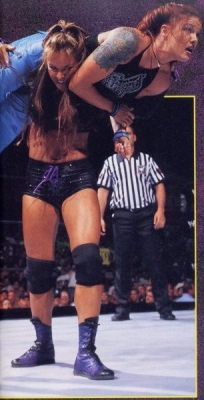wwfmagdec0114.jpg