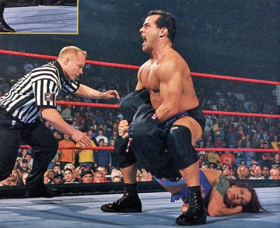 wwfmagmar015.jpg