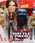 m2p64_trish_stratus_lita_moc.jpg