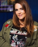 twitteramydumas73.jpg
