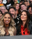 wwe-smackdown-su-fox-becky-lynch-e-charlotte-flair-vs-sasha-banks-e-bayley-8-maxw-1280.jpg