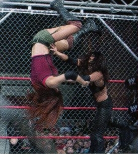 wwemaghol082.jpg