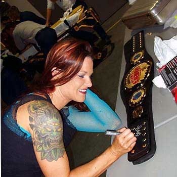 auctionwwe4.jpg