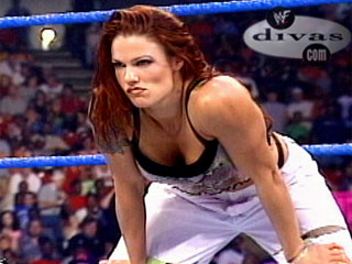 divassmackdowncap7_12_012.jpg