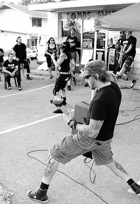 048~15.jpg