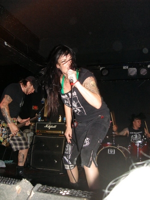 054~18.jpg