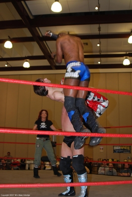 flickrblakearledgeuniversalwrestling3_3_078.jpg