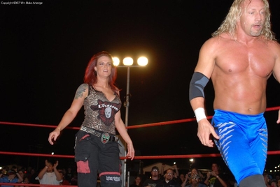 flickrblakearledgeuniversalwrestling4_20_0710.jpg