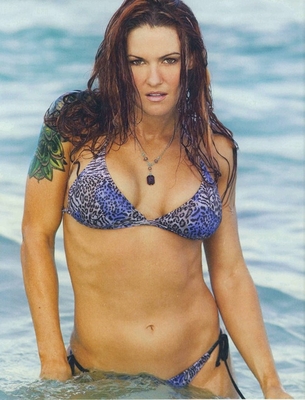 rawmagjuly044.jpg