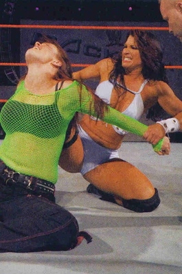 rawmagjune043.jpg