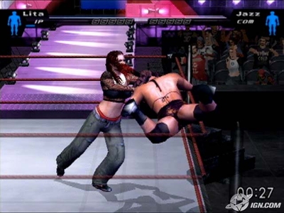 smackdownhctp_091903_lita_04.jpg