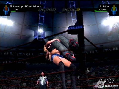 smackdownhctp_101303_stacykeibler_12.jpg