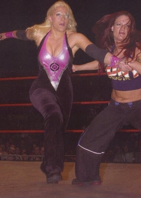 wrestleamericafeb0212.jpg