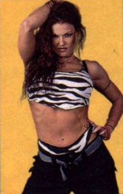 wwfmagmar012.jpg