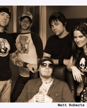 Filename=bluelight40.jpg
Filesize=74KiB
Dimensions=1024x682
Date added=Oct 27, 2009 bluelight40.jpg
