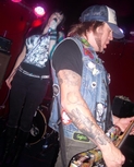 l_a8fcfb4fedd342e1a083c133fb12859e.jpg