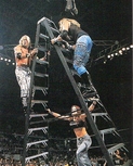 rawmagdec022.jpg