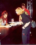 wrestlemania17fanaxxess2.jpg