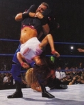 wwfmagdec0116.jpg